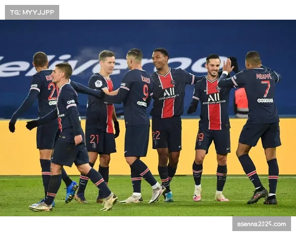 欧冠半决赛首回合：皇家马德里主场2-2战平巴黎圣日耳-曼，双方对攻精彩纷呈